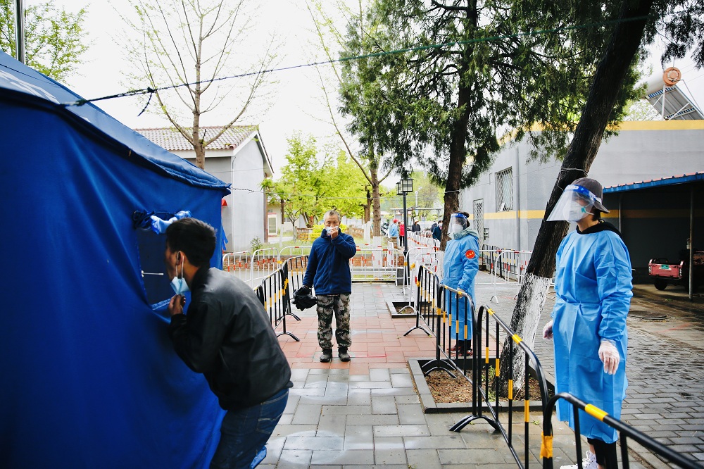 2.维持秩序.jpg 2.维持秩序.jpg