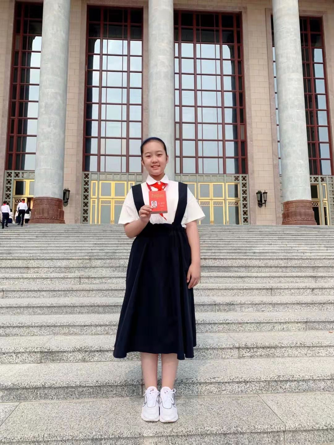 718369858.jpg 718369858.jpg