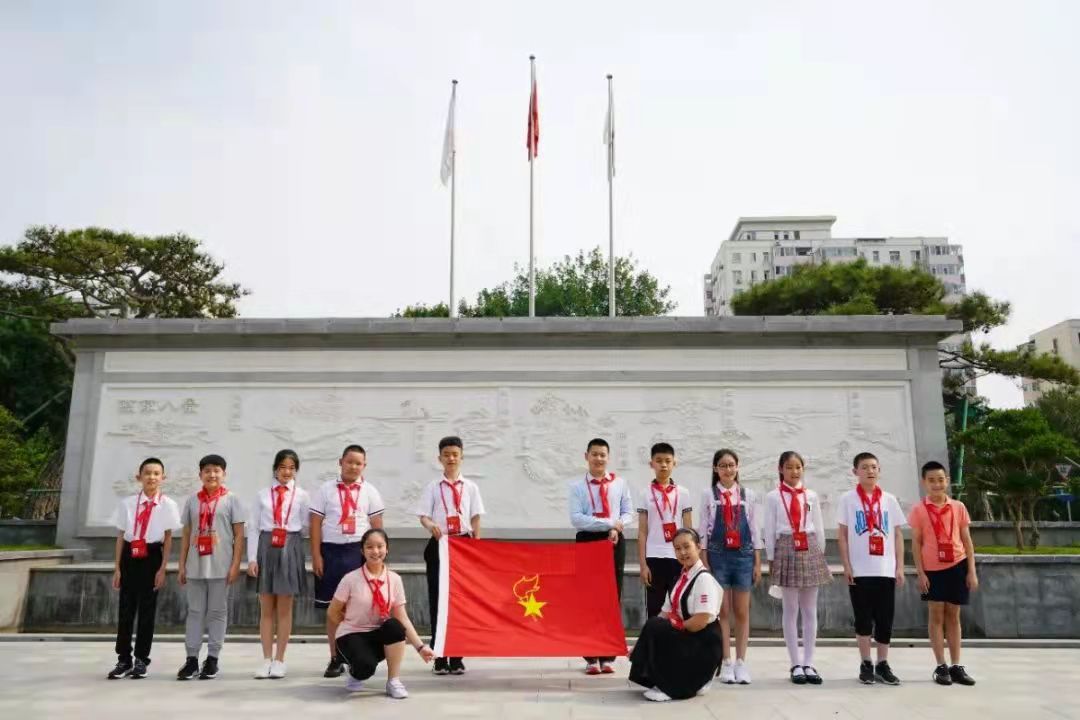 1913057473.jpg 1913057473.jpg